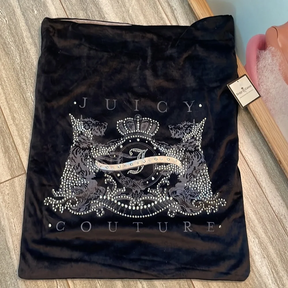 NWT Juicy Couture dog sleeping bag
